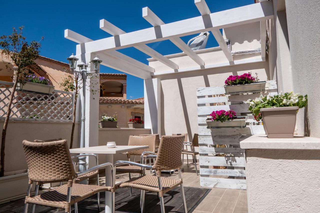 Marme Hotel San Teodoro  Buitenkant foto
