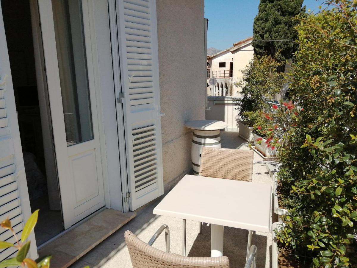 Marme Hotel San Teodoro  Buitenkant foto