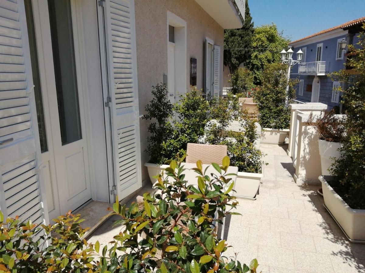 Marme Hotel San Teodoro  Buitenkant foto